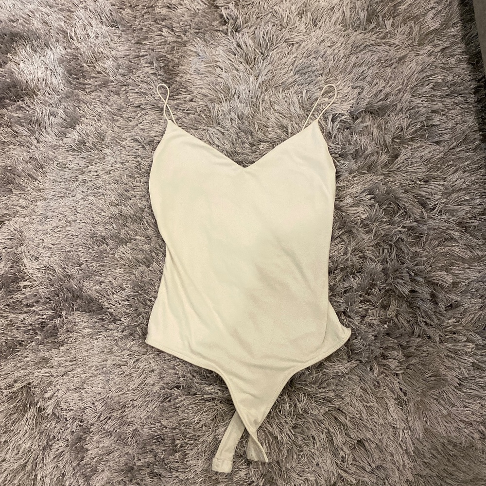 Thin strap white/cream bodysuit